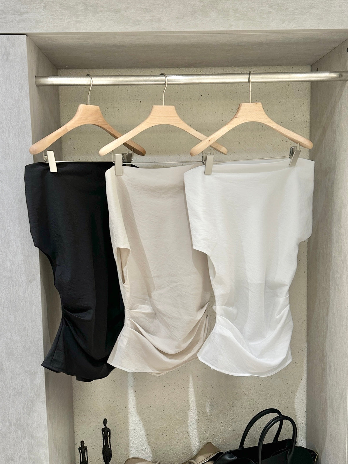 Dune Off-Shoulder Top